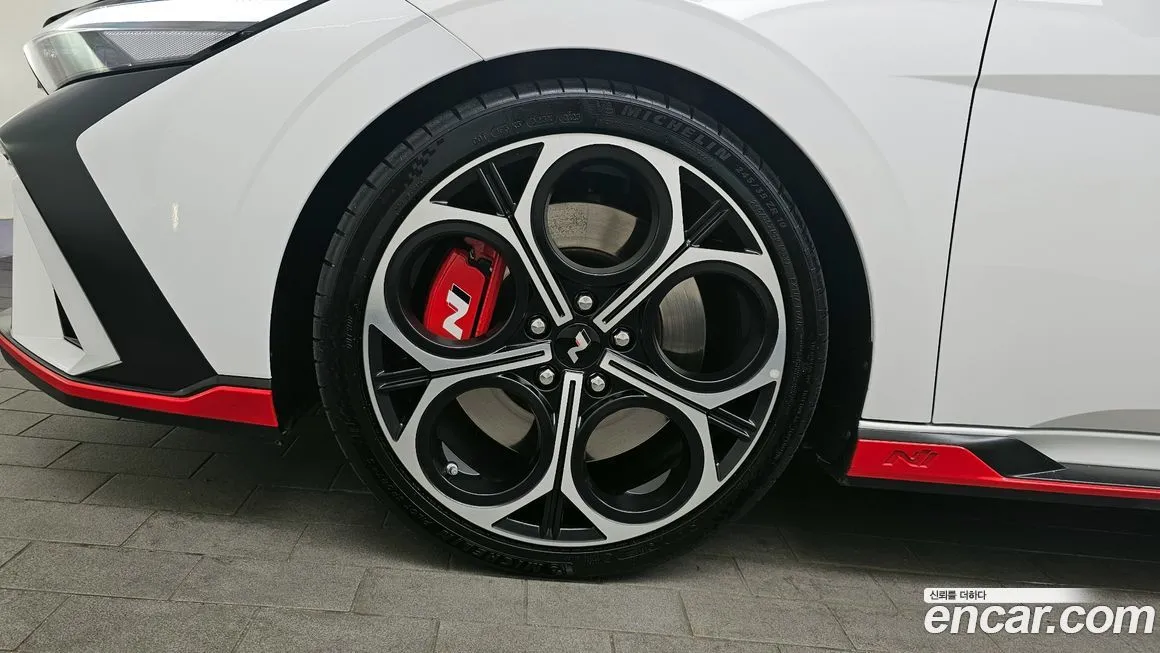 Hyundai AVANTE — фото 9