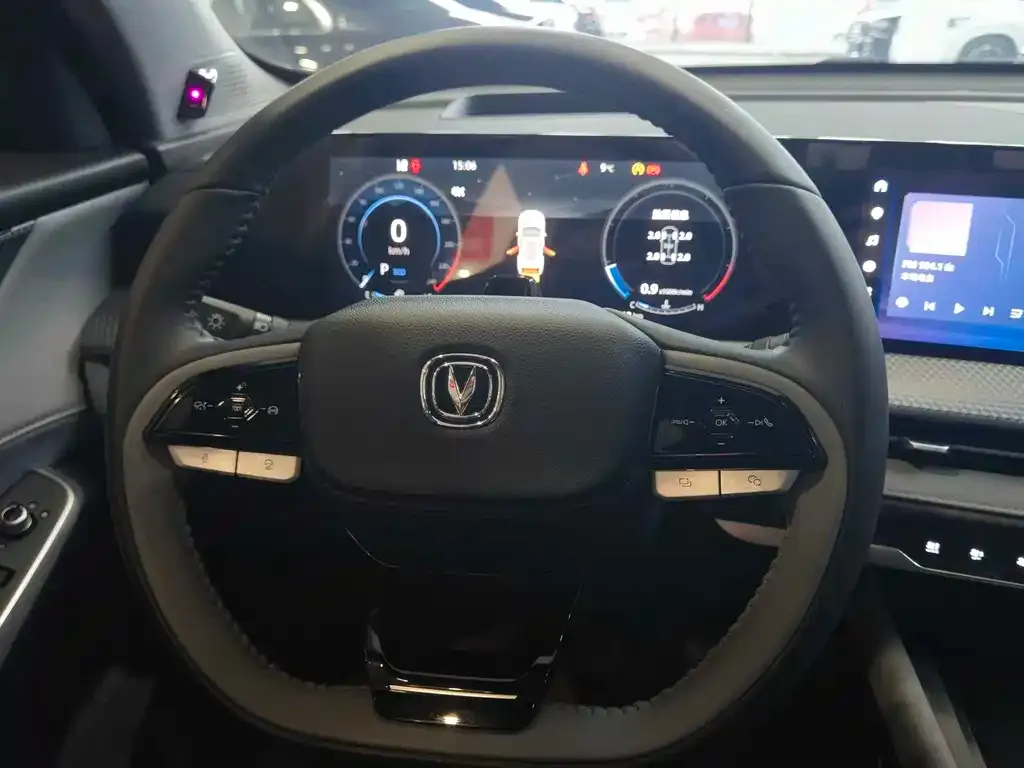 Changan CS75PLUS 2023 из CN, фото 4