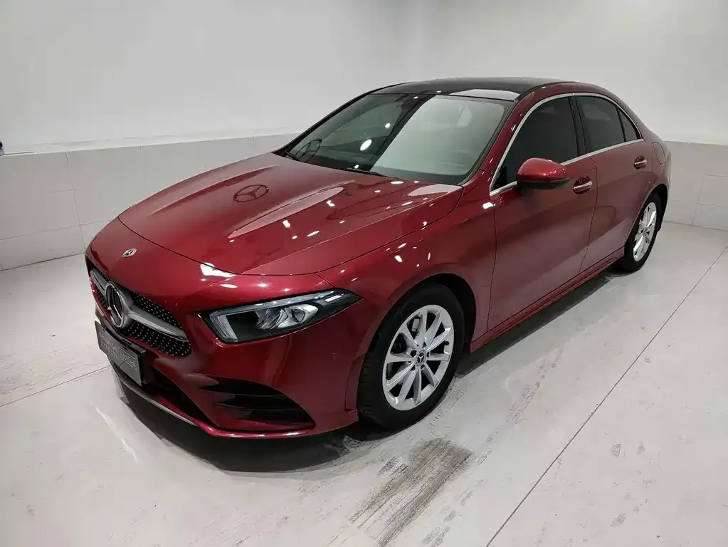 Mercedes-Benz A-Class — фото 1