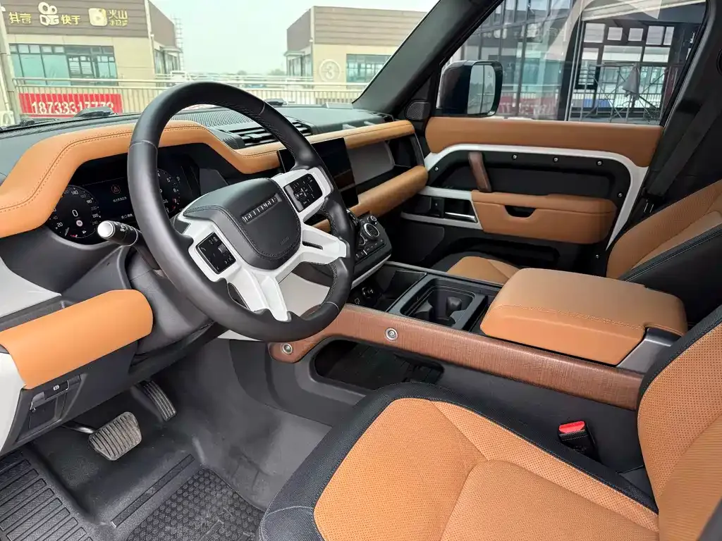 Land Rover Defender — фото 8