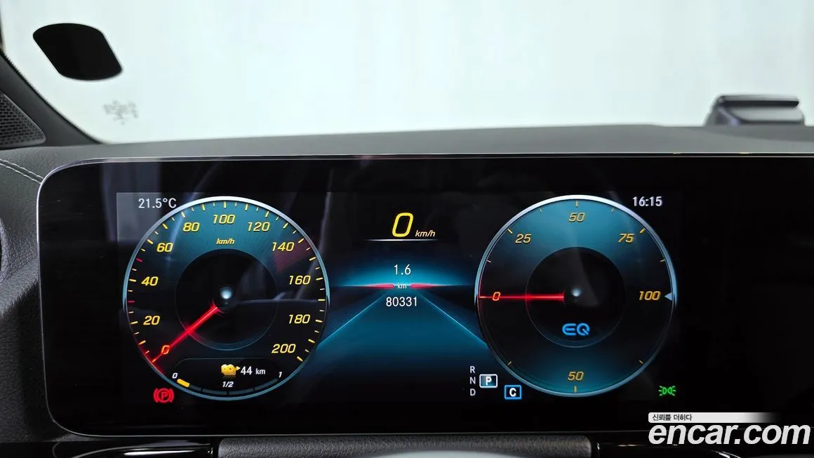 Mercedes-Benz EQA 2021 из KR, фото 2