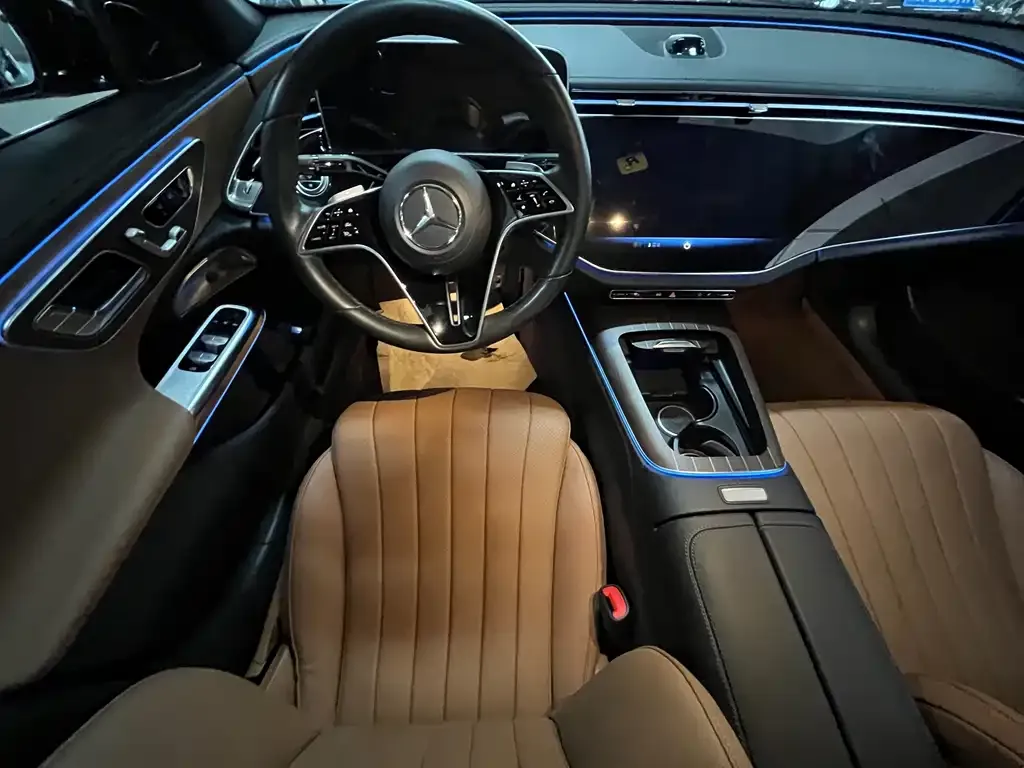 Mercedes-Benz E-Class 2024 из CN, фото 4