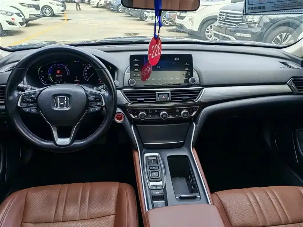 Honda Inspire — фото 6