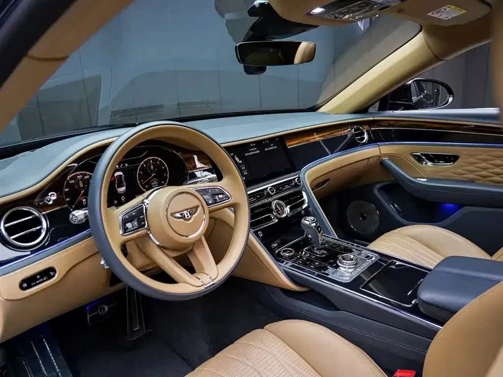 Bentley Flying Spur — фото 5