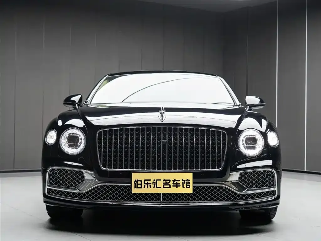 Bentley Flying Spur — фото 4