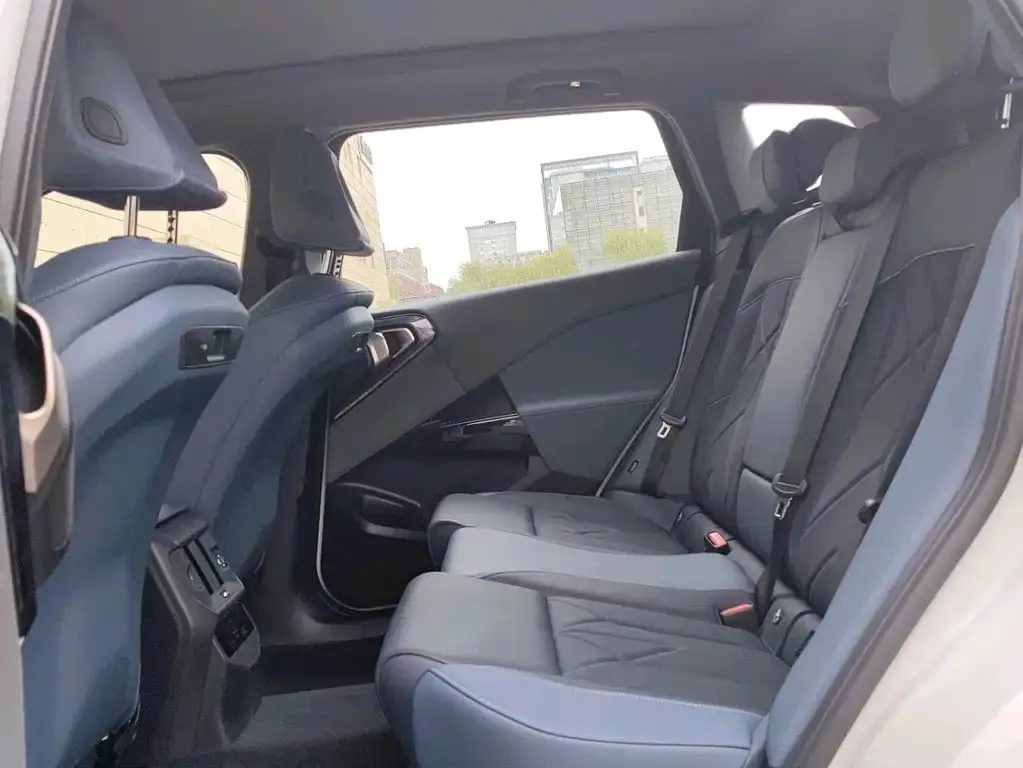 BMW X3 2025 из CN, фото 2