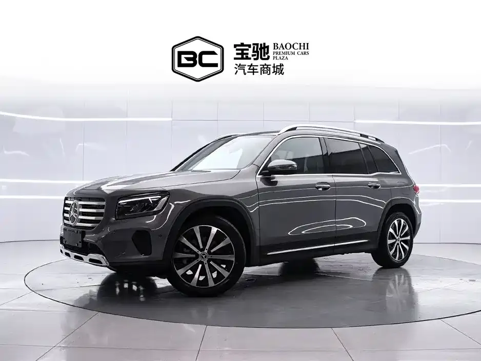 Mercedes-Benz GLB — фото 1