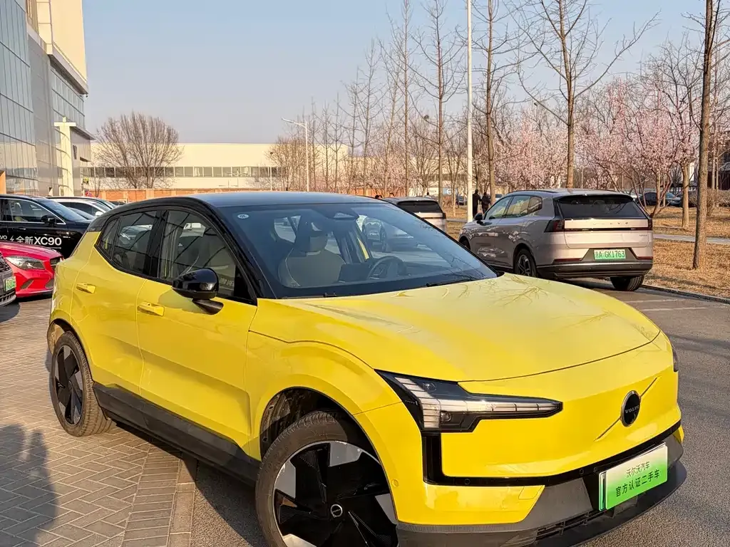 Volvo EX30 2024 из CN, фото 9
