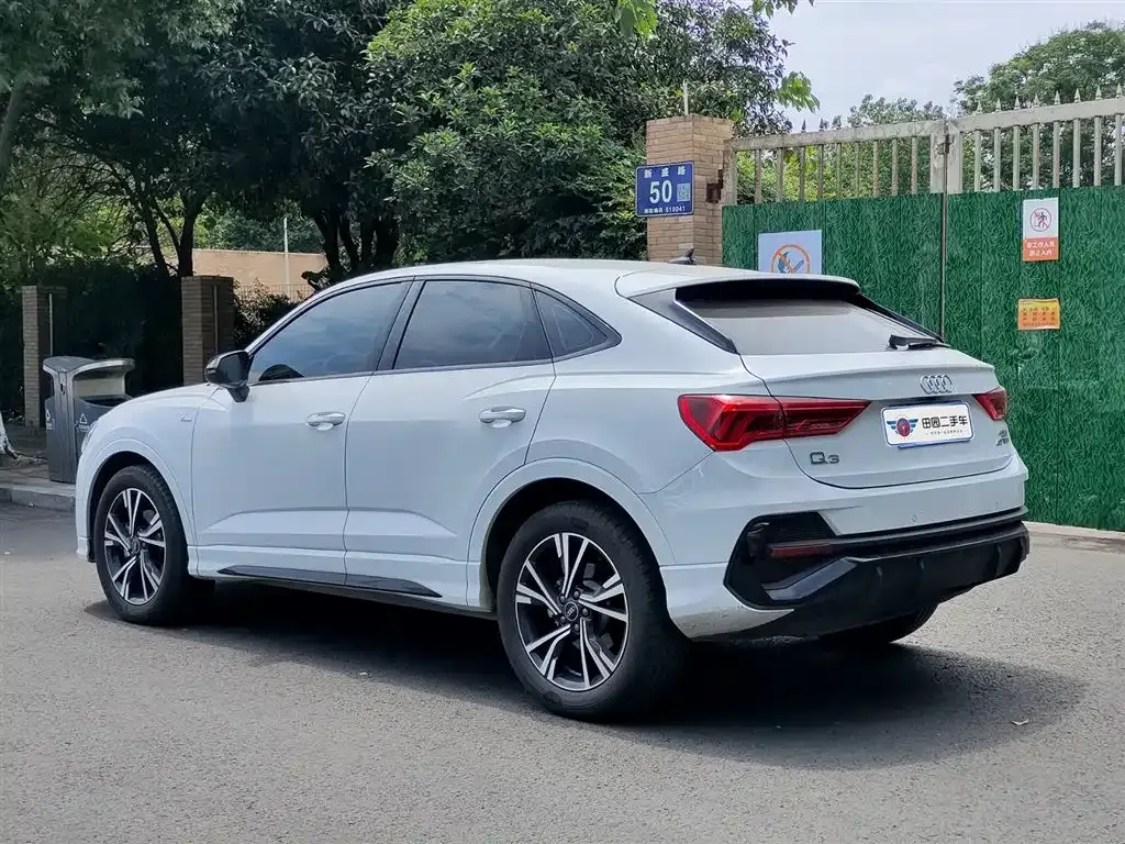 Audi Q3 Sportback — фото 4