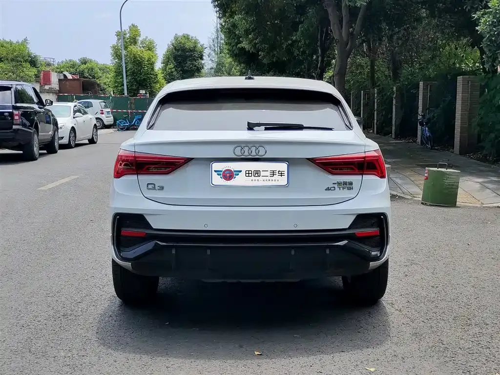 Audi Q3 Sportback — фото 7