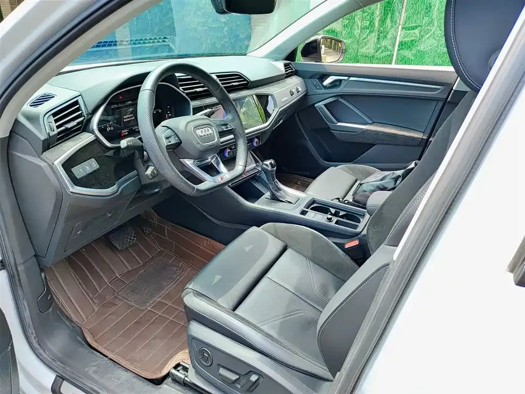 Audi Q3 Sportback — фото 3