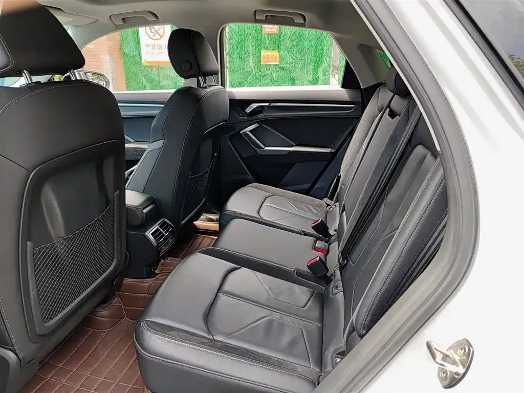 Audi Q3 Sportback — фото 5