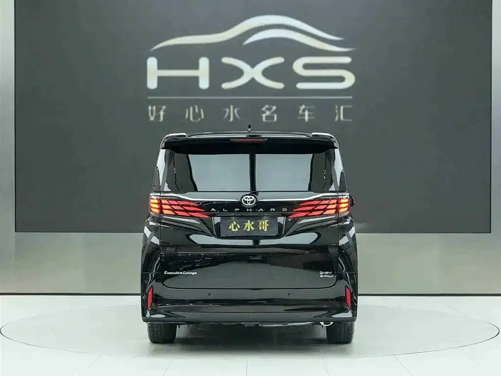 Toyota Alphard — фото 6