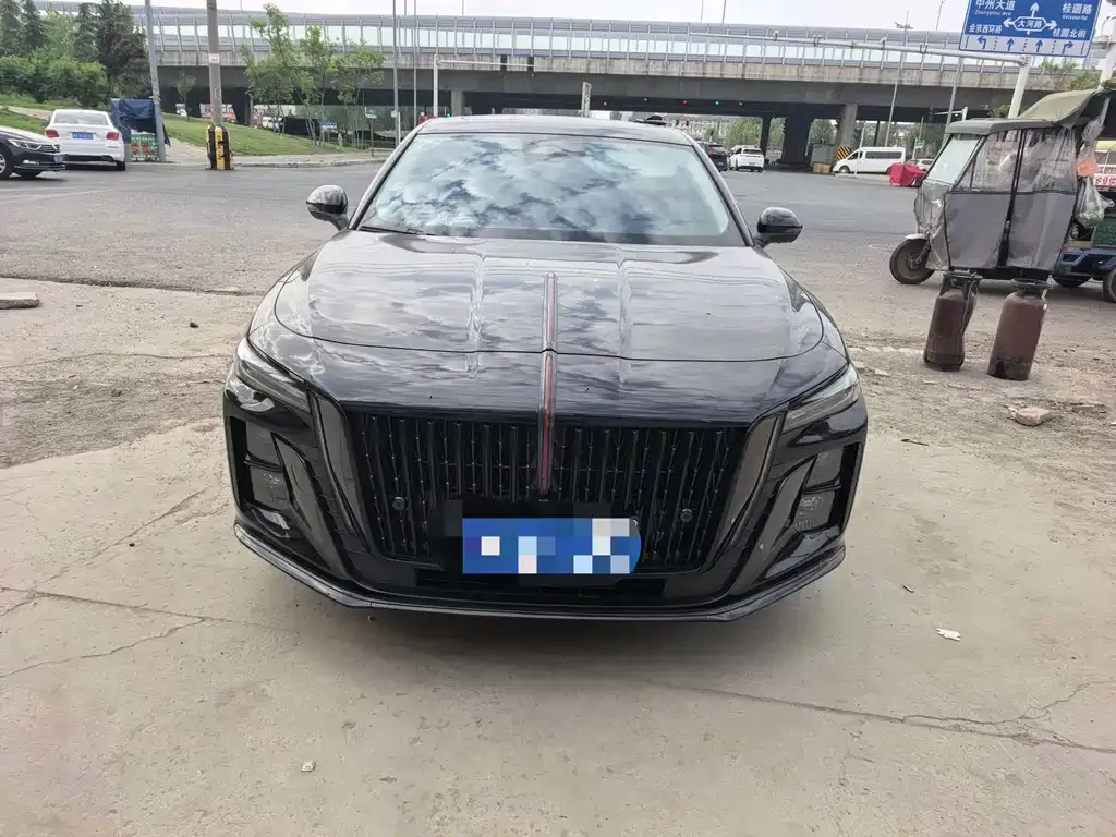 Hongqi H5 — фото 2