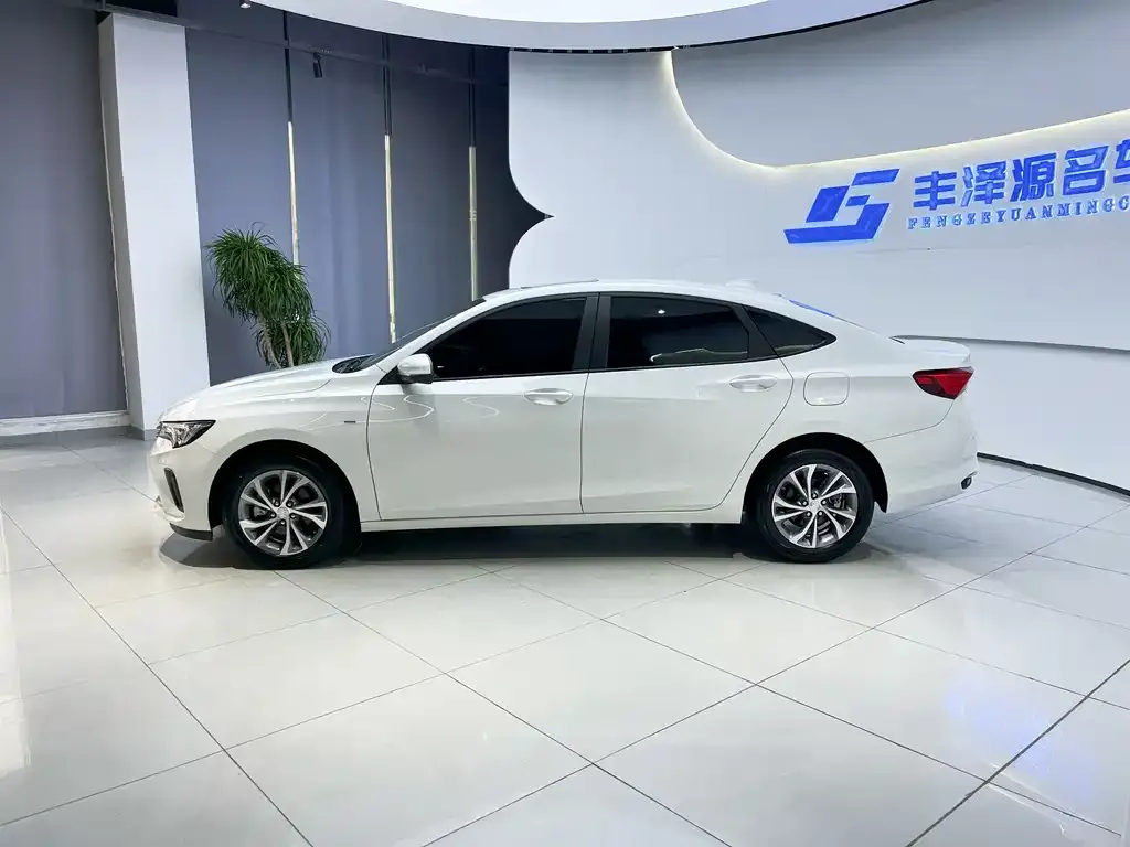 Buick Verano 2024 из CN, фото 9