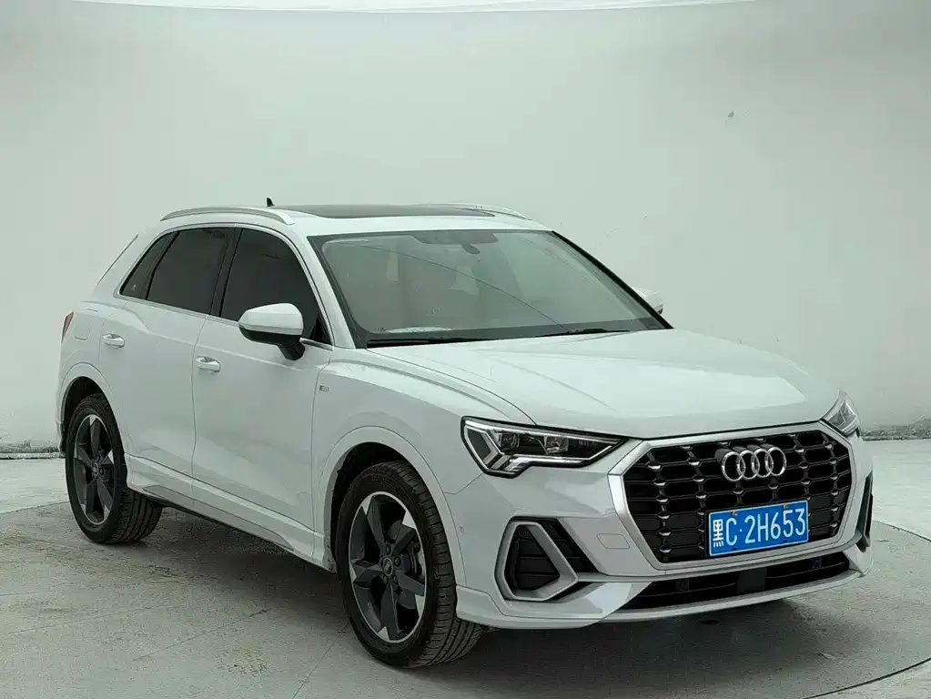 Audi Q3 — фото 2