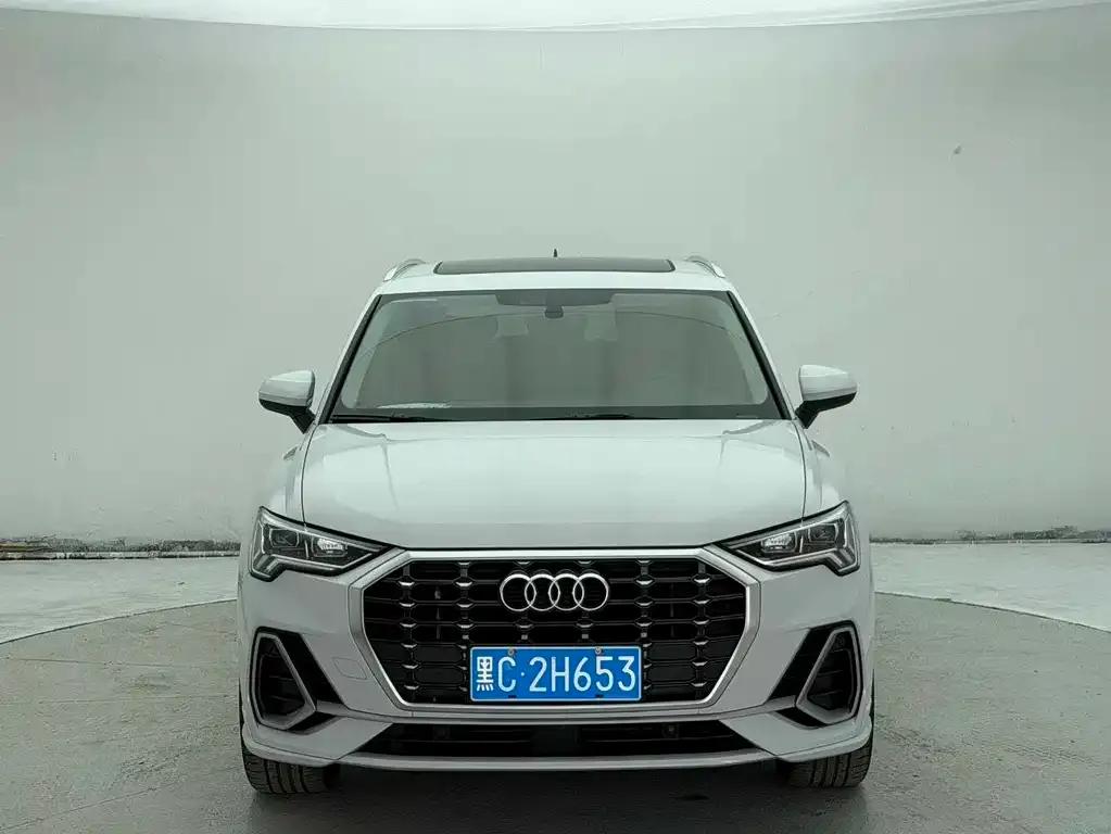 Audi Q3 — фото 3
