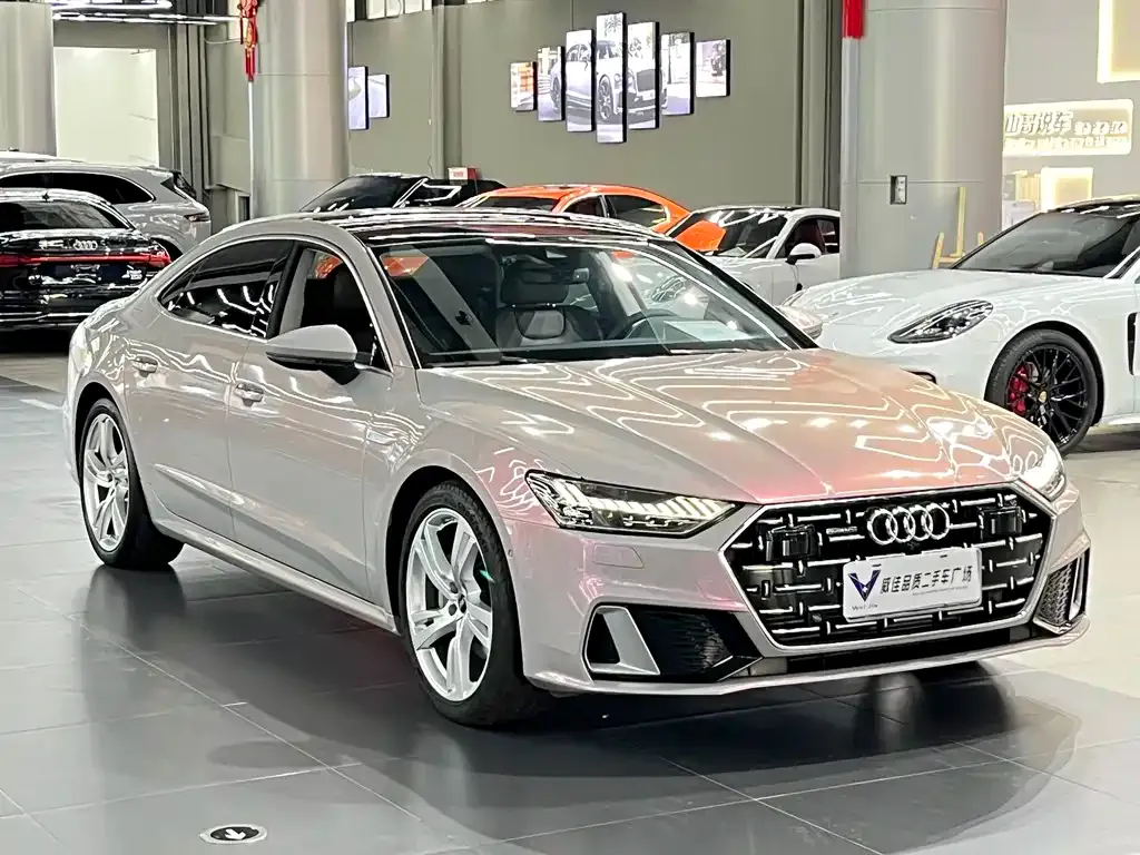 Audi A7L — фото 10