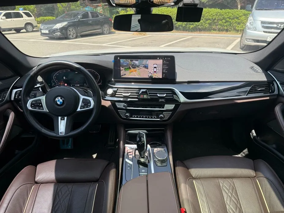 BMW 5-Series 2023 из KR, фото 6