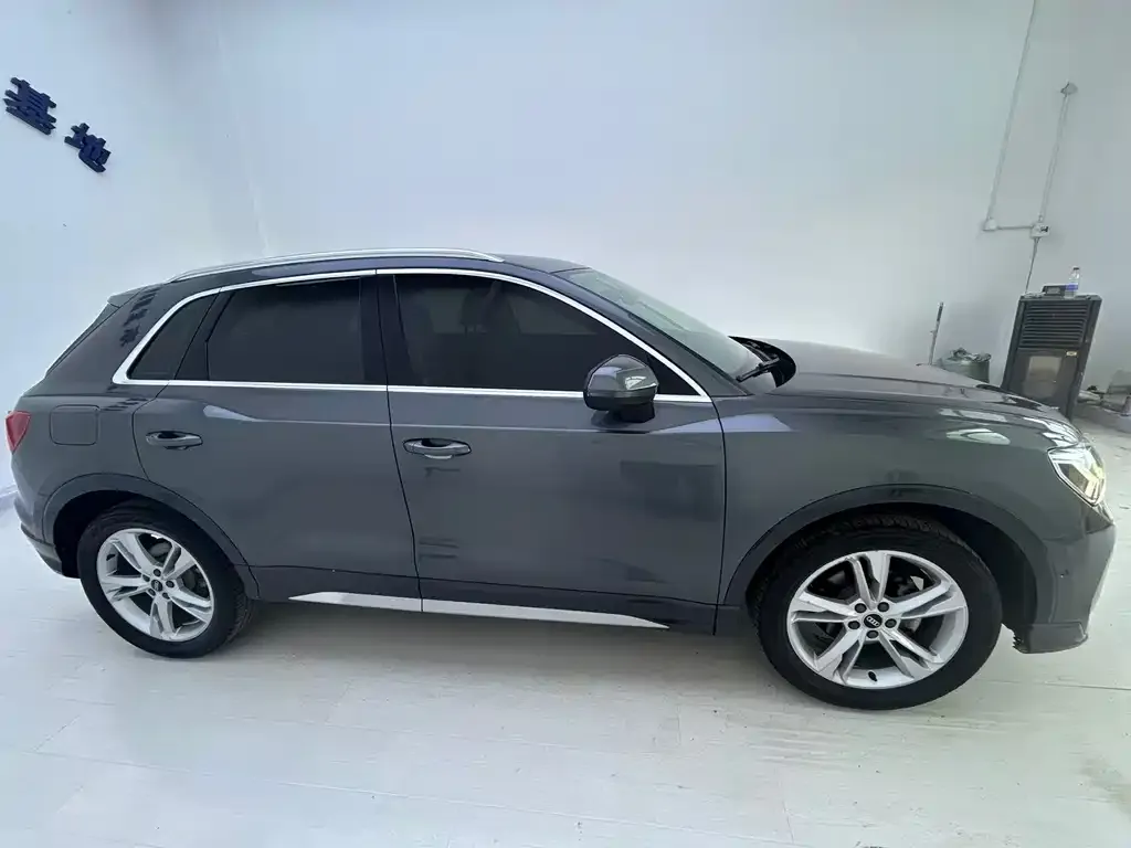 Audi Q3 2021 из CN, фото 4