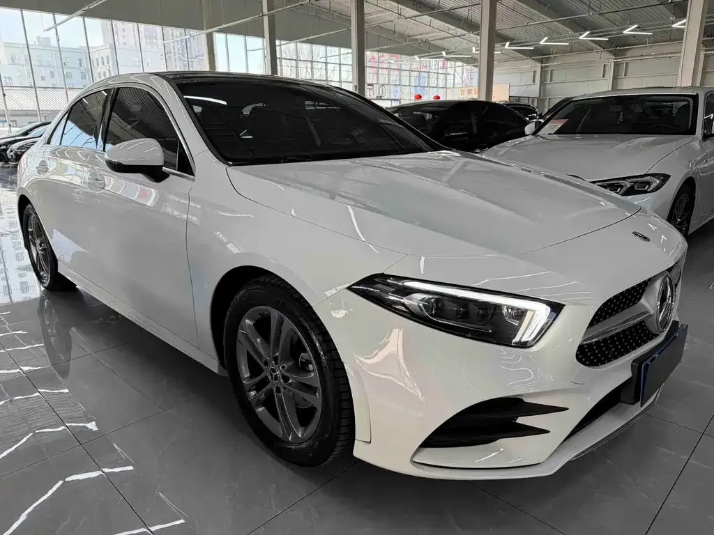 Mercedes-Benz A-Class — фото 2