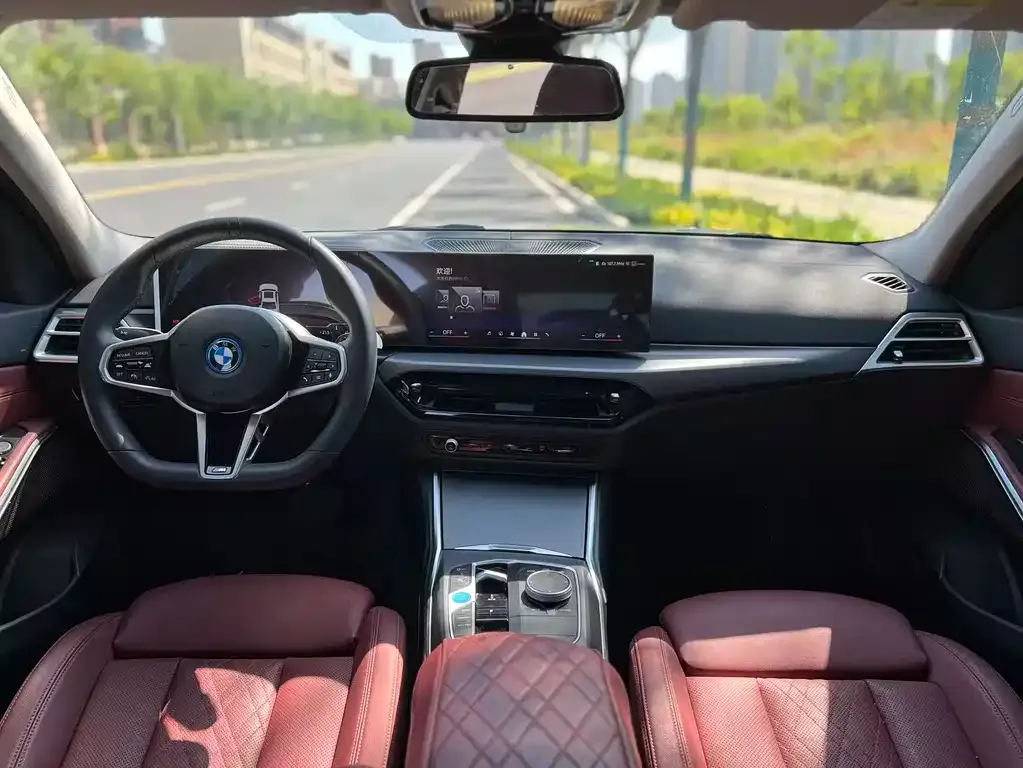 BMW i3 — фото 7