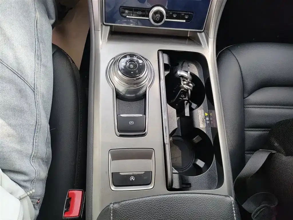 Ford Mondeo 2021 из CN, фото 9