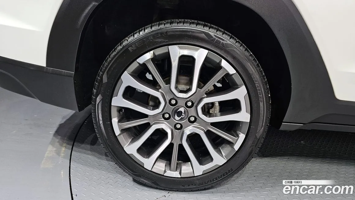 KG Mobility (Ssangyong) Torres — фото 7