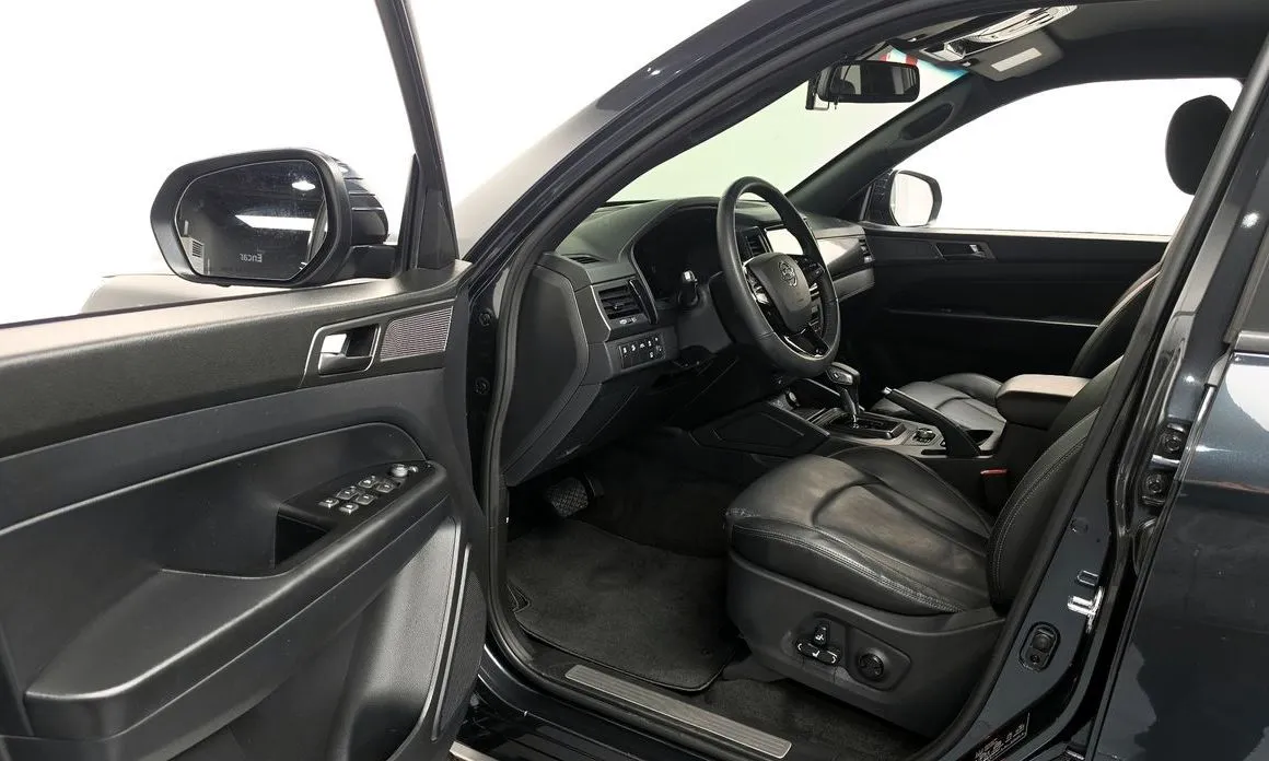 KG Mobility (Ssangyong) Rexton — фото 4
