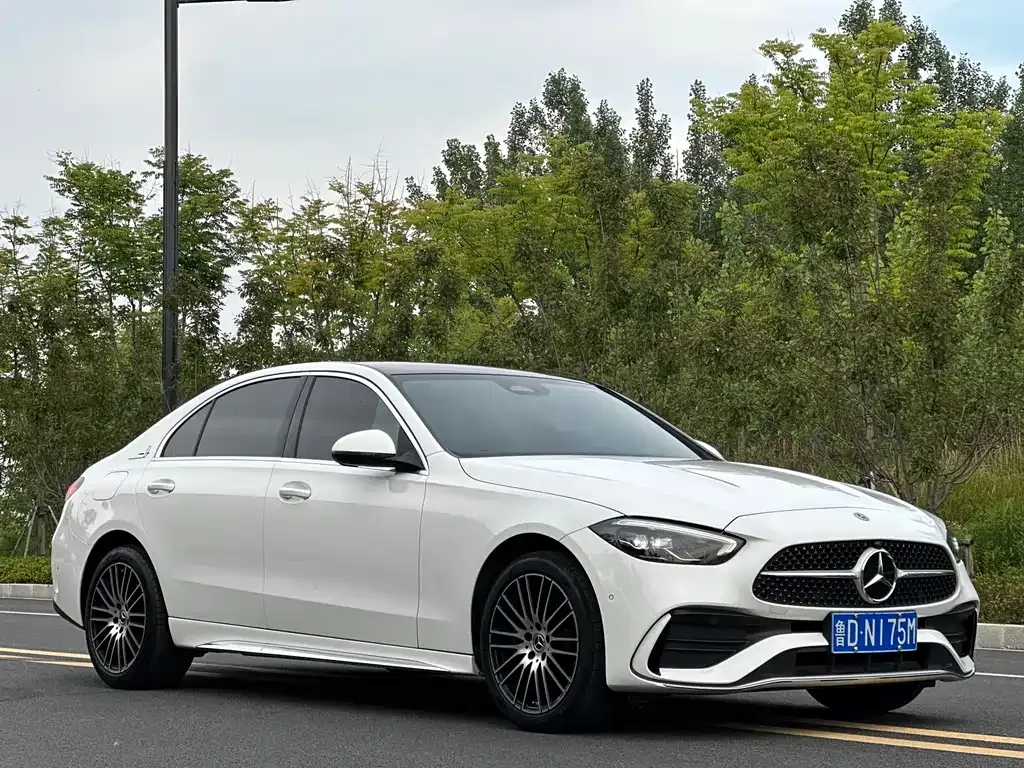 Mercedes-Benz C-Class — фото 10