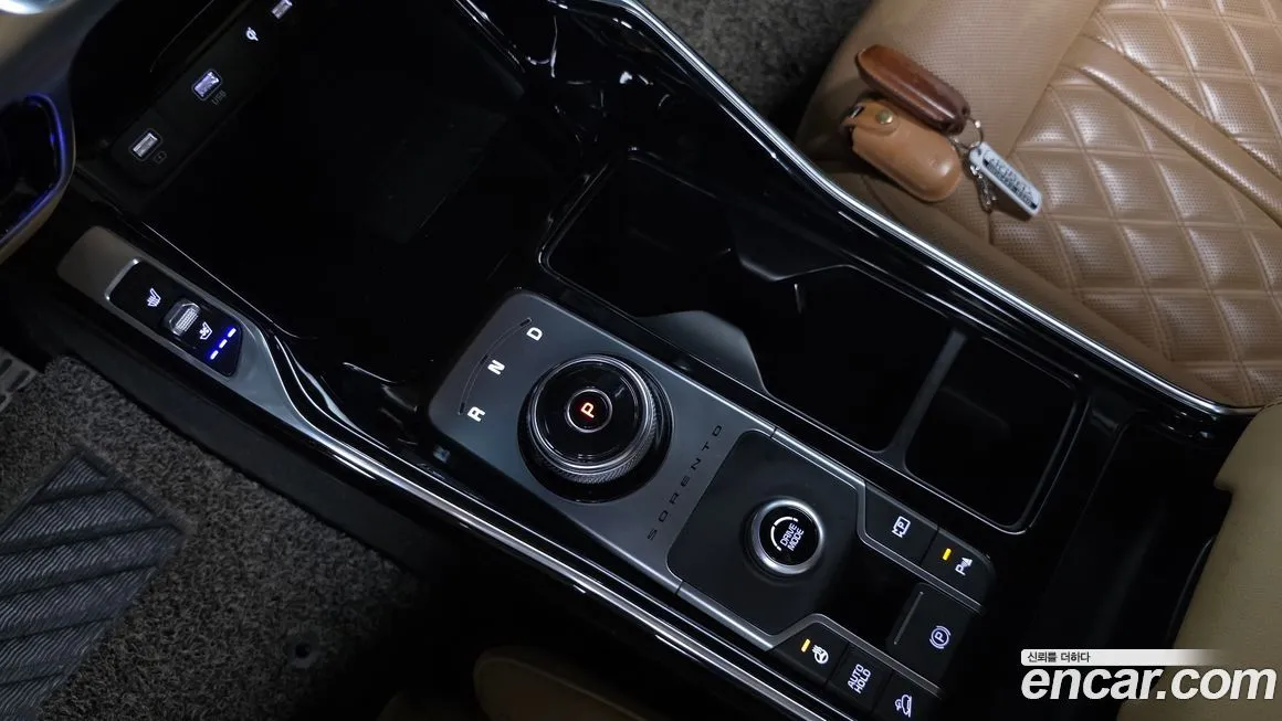 Kia Sorento — фото 7