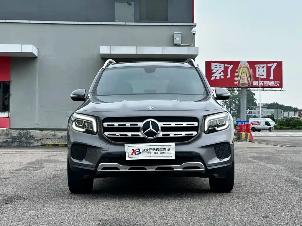 Mercedes-Benz GLB — фото 10