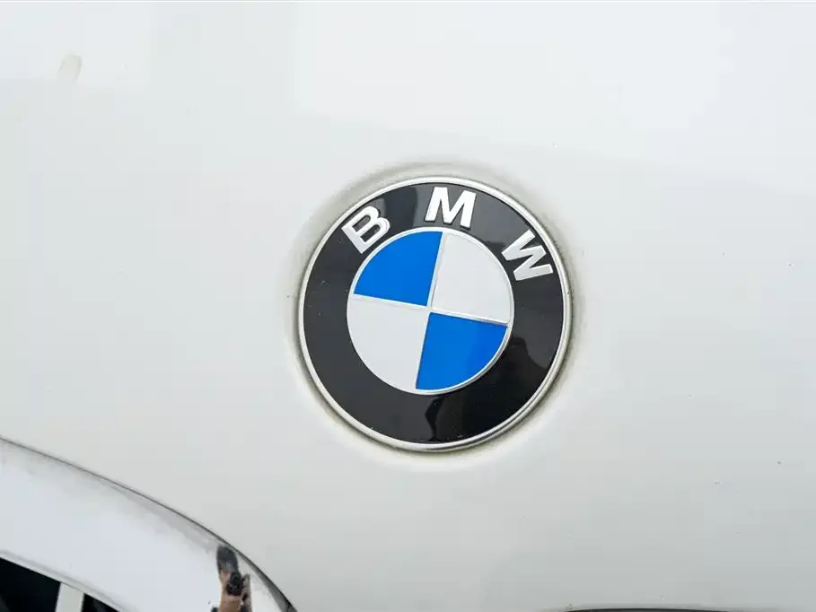 BMW 5 Series — фото 2