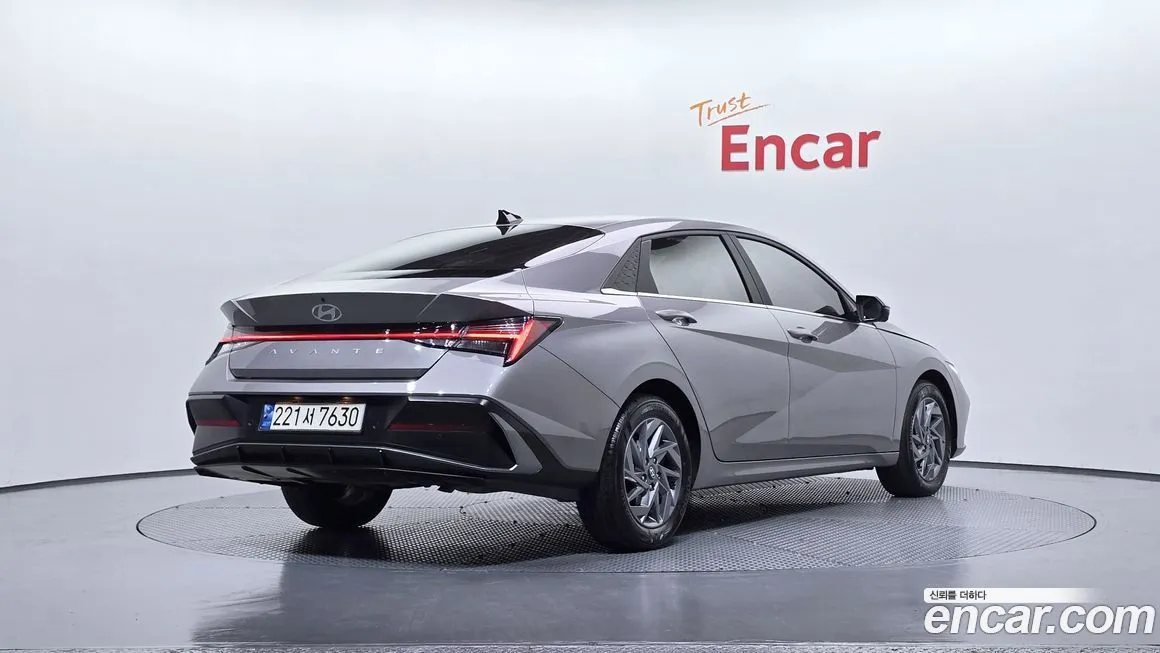 Hyundai AVANTE 2024 из KR, фото 3