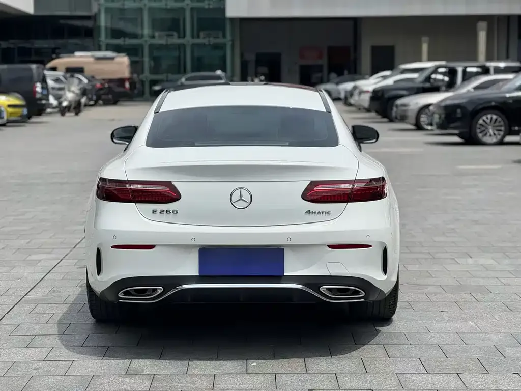Mercedes-Benz E-Class (Import) — фото 2