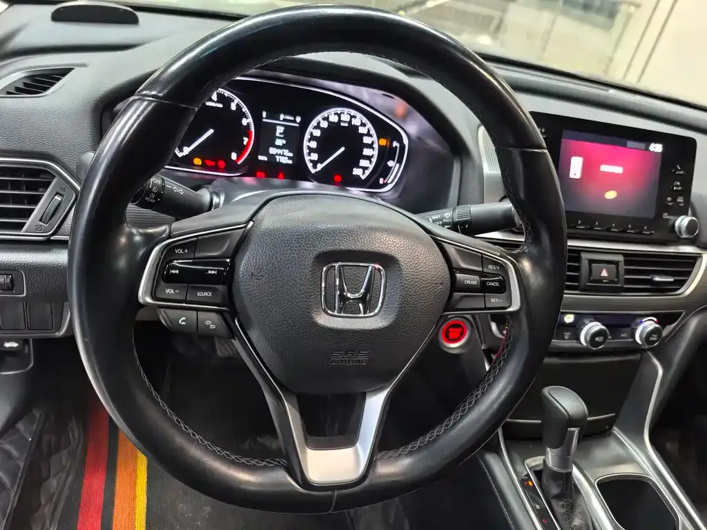 Honda Accord — фото 9