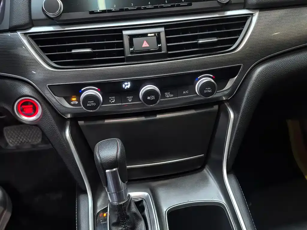 Honda Accord — фото 2