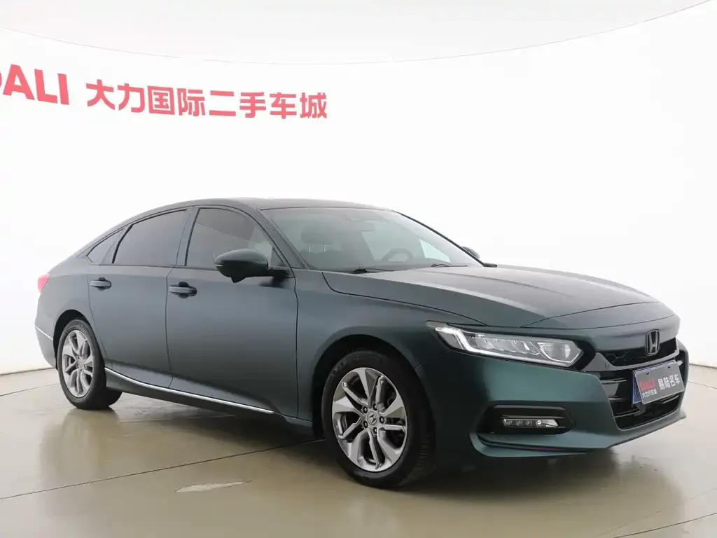 Honda Accord — фото 5