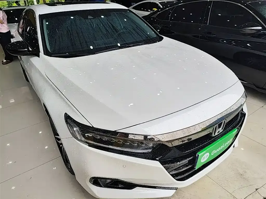 Honda Accord — фото 7