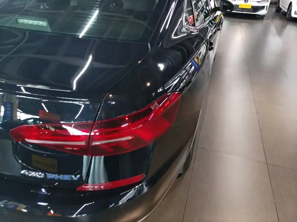 Volkswagen Passat New Energy 2021 из CN, фото 4