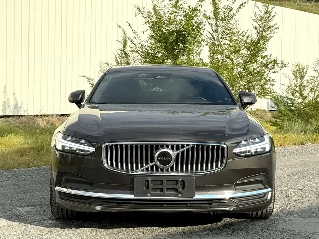 Volvo S90 — фото 3