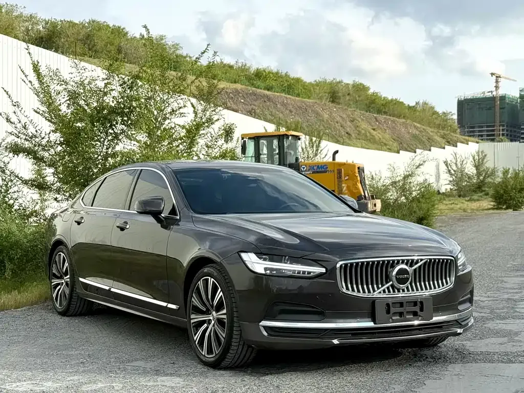 Volvo S90 — фото 8