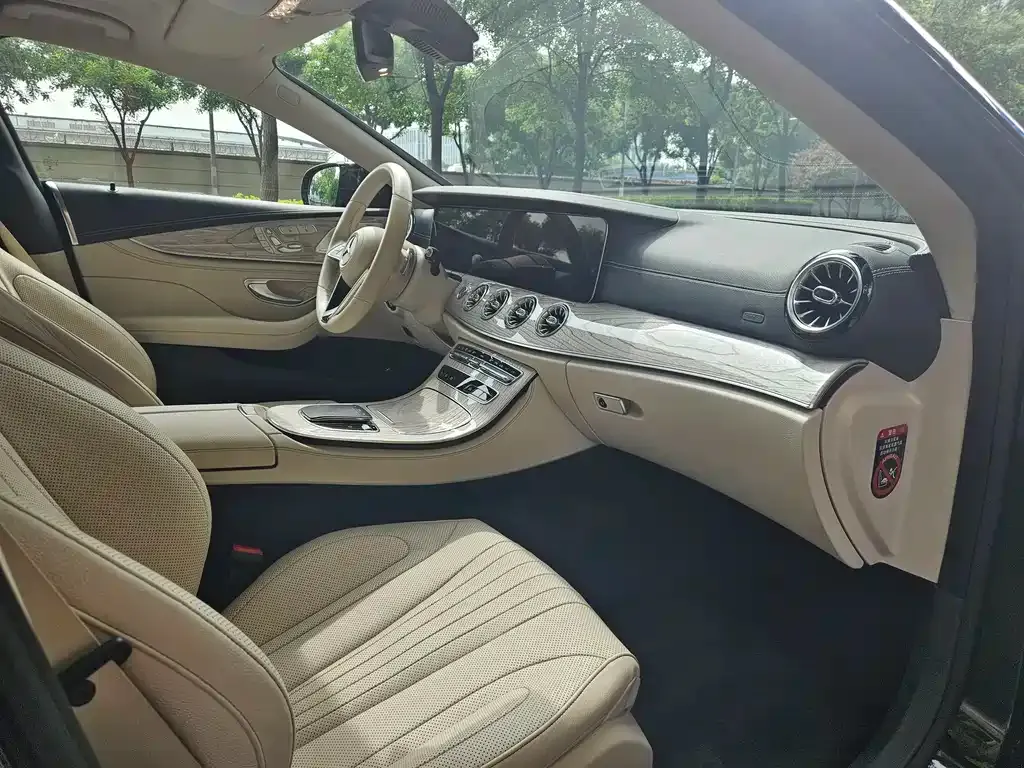 Mercedes-Benz CLS — фото 3