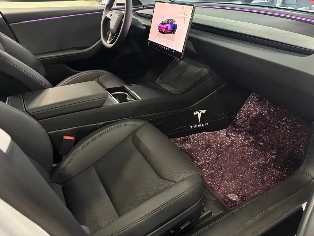 Tesla Model 3 — фото 8
