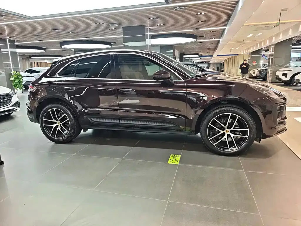 Porsche Macan — фото 6