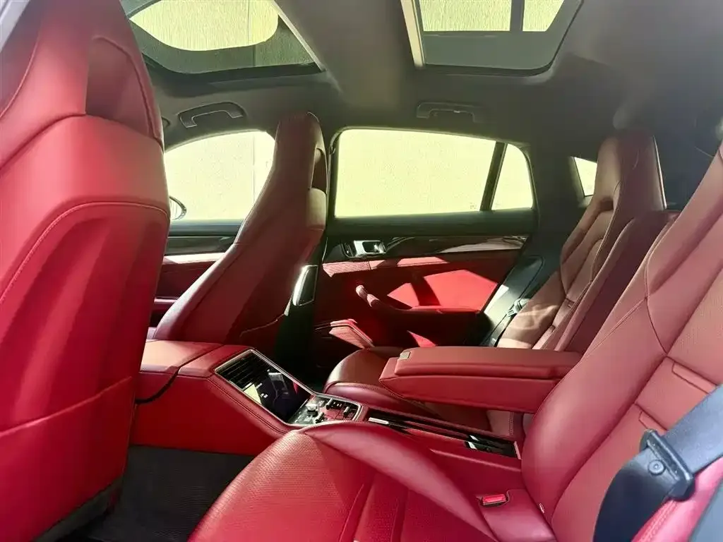 Porsche Panamera 2021 из CN, фото 3