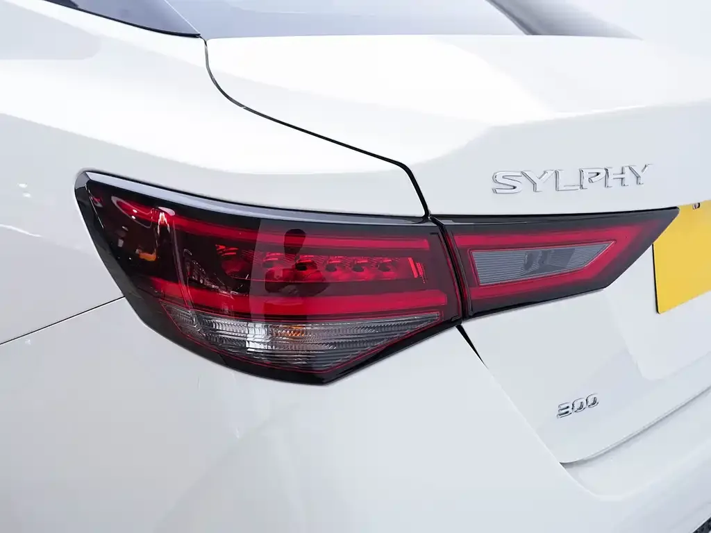Nissan Sylphy 2022 из CN, фото 3