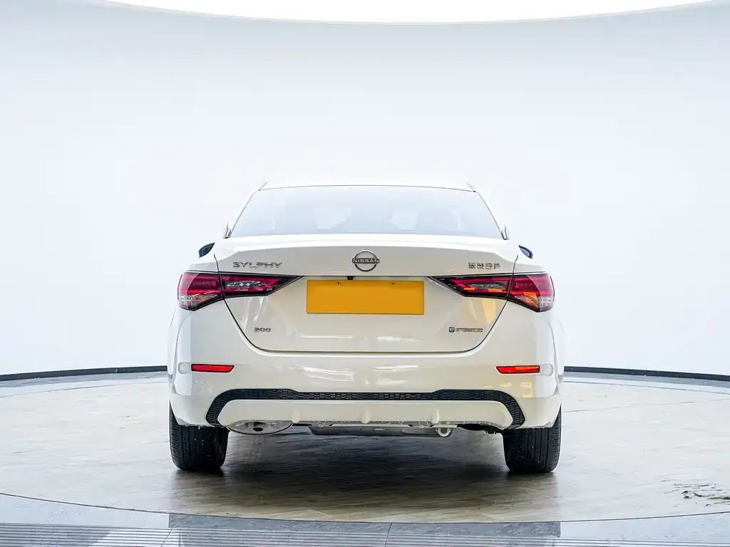 Nissan Sylphy 2022 из CN, фото 4