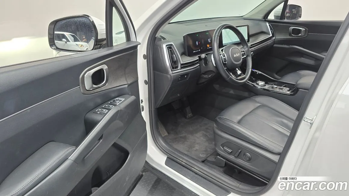 Kia Sorento — фото 10