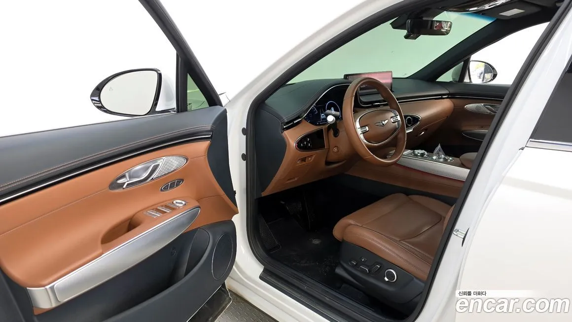 Genesis GV70 — фото 10
